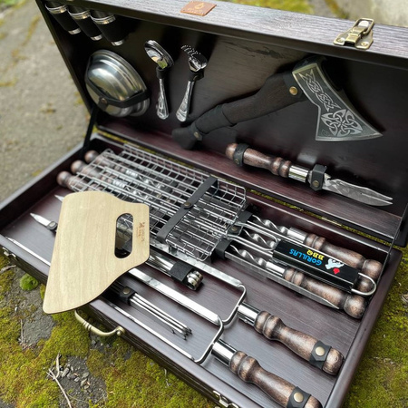 ZUBR 2.0 Gorillas BBQ set dans un coffret en bois NK-31K